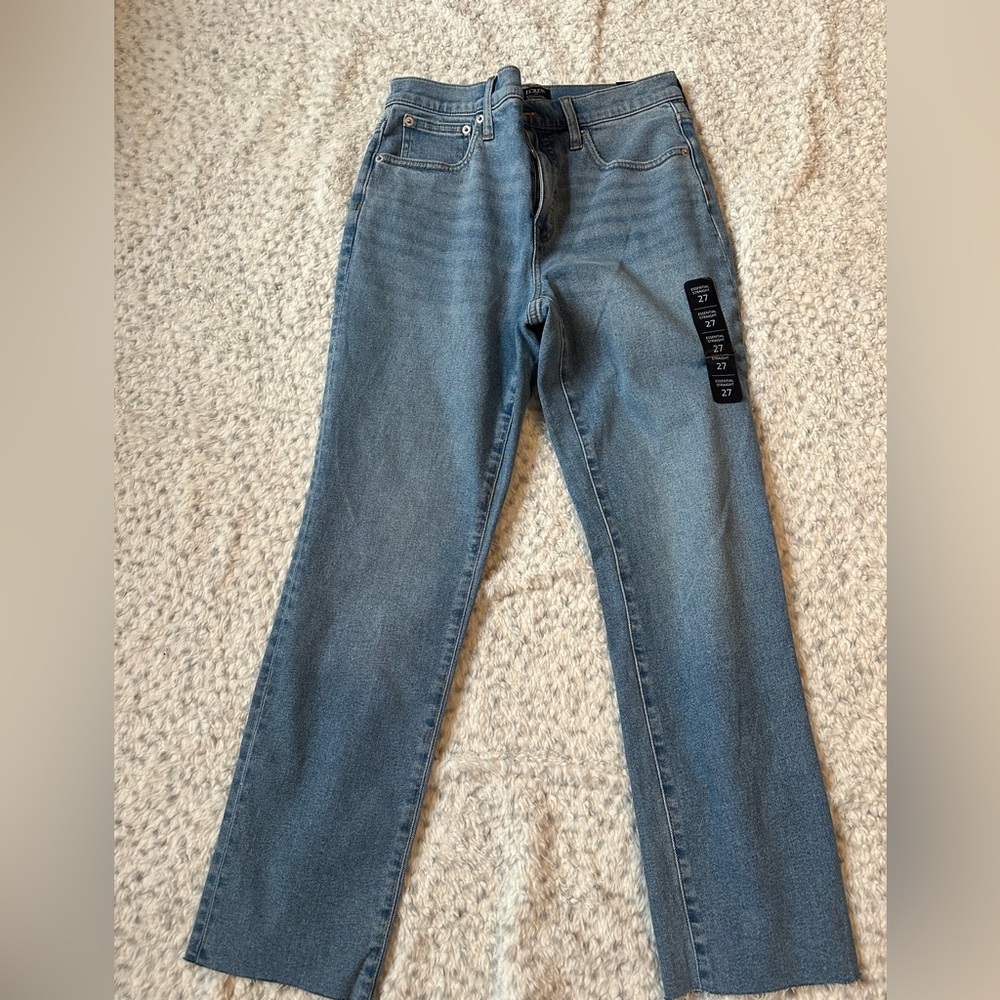 J crew Essential Straight Jeans Classic Denim Style size 27